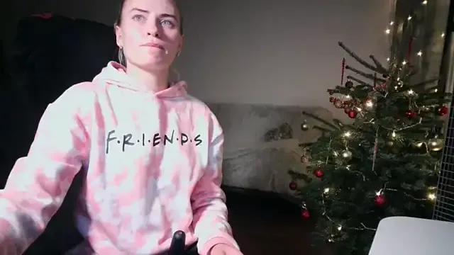 AutumnTreasure from StripChat