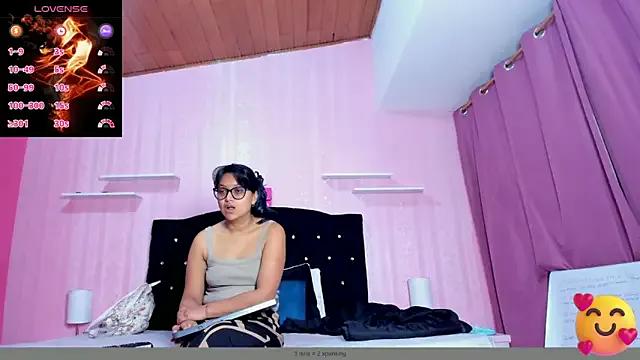 Azul_Moon from StripChat is Freechat