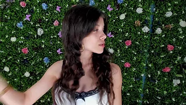 Girls: try live performances with matured performers, from dancing to quirks, in a variety of beautiful sex cams.