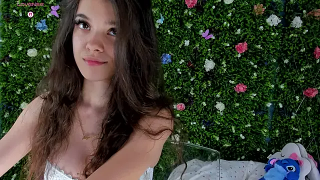 BabyAylin from StripChat