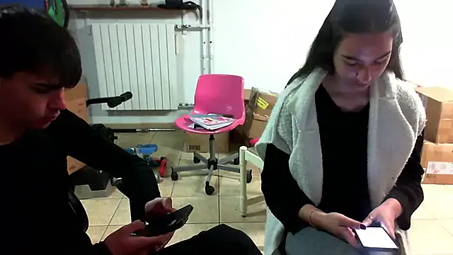 Girls: try live performances with matured performers, from dancing to quirks, in a variety of beautiful sex cams.