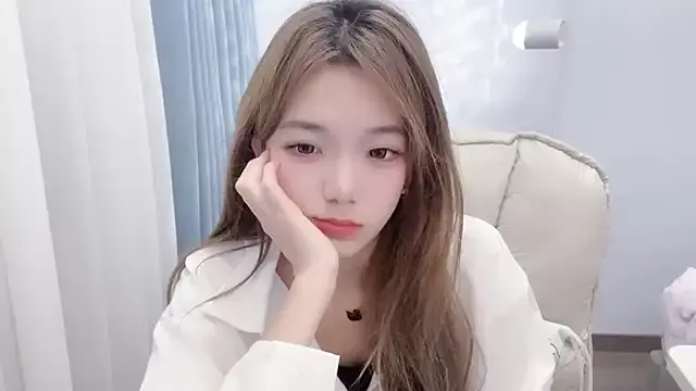 babyting-888- from StripChat is Freechat