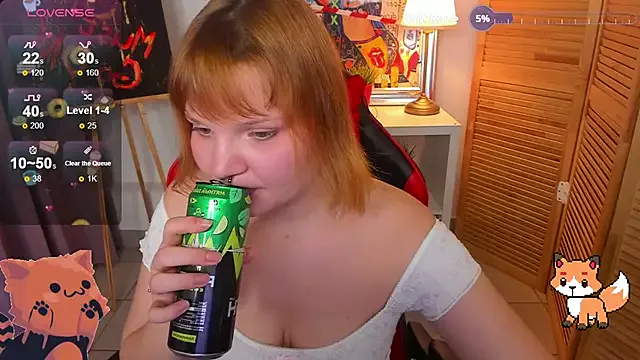 babyyullii from StripChat is Freechat