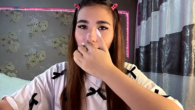 BahaiHeaven from StripChat is Freechat