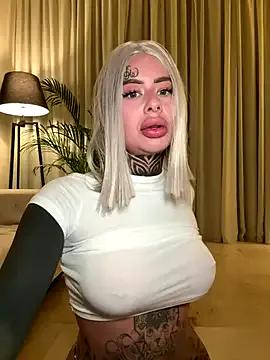 bambixboo from StripChat is Freechat