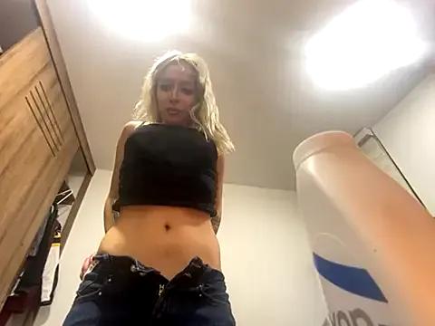 barbaradevil from StripChat is Freechat