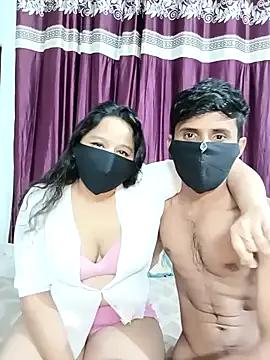 Beautiful_couple_70 from StripChat is Freechat