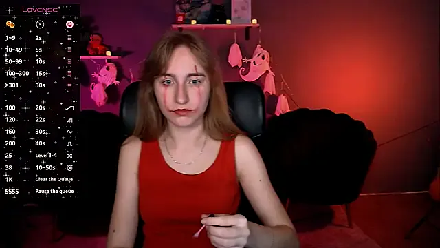 Girls: try live performances with matured performers, from dancing to quirks, in a variety of beautiful sex cams.