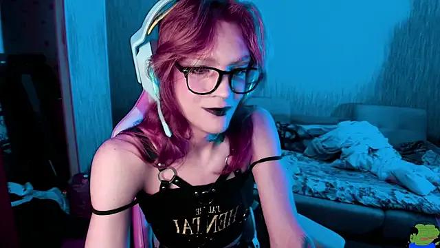 bekvafluttershy from StripChat is Freechat