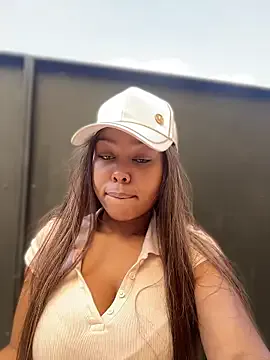 Belanny_LS from StripChat is Freechat