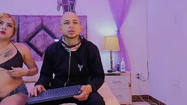 bella_nick19 from StripChat is Freechat