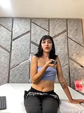 Bellaa_Cherry from StripChat is Freechat