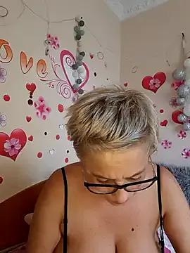 BellaBellaHot from StripChat is Freechat