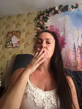BELLAMORGANE1 from StripChat