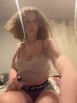 Bellaxo_1 from StripChat is Freechat