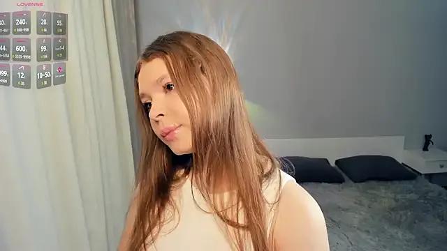 BelleDream from StripChat is Freechat