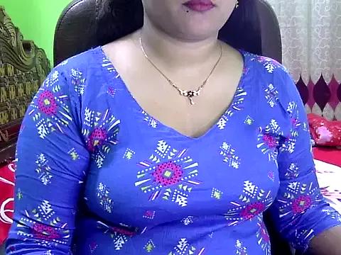 BengaliQueenStar from StripChat is Freechat