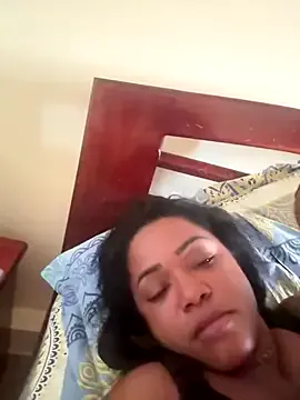 Beybuuu from StripChat