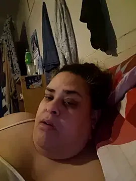 BigBusty_VoluptuousMilfX from StripChat is Freechat