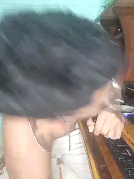 Bigtiti01 from StripChat