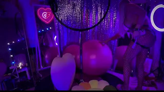 Girls: try live performances with matured performers, from dancing to quirks, in a variety of beautiful sex cams.