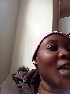 blackbeautyxx92 from StripChat is Freechat