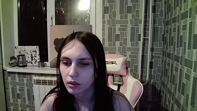 BlackHe4rts_ from StripChat is Freechat