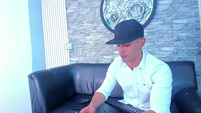 blaze_phoenix from StripChat is Freechat