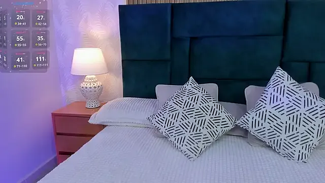 Girls: try live performances with matured performers, from dancing to quirks, in a variety of beautiful sex cams.