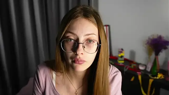 blissence from StripChat is Freechat