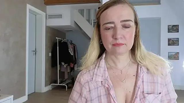 Blue_Angel_Sweet from StripChat is Freechat