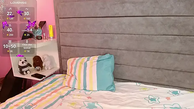 Girls: try live performances with matured performers, from dancing to quirks, in a variety of beautiful sex cams.