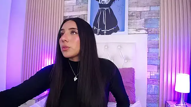 Bonnali_lune from StripChat