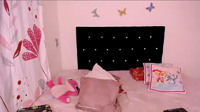 Girls: try live performances with matured performers, from dancing to quirks, in a variety of beautiful sex cams.