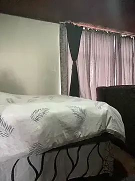 Bootytinah from StripChat