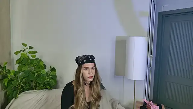 Branda_Kelly from StripChat is Freechat