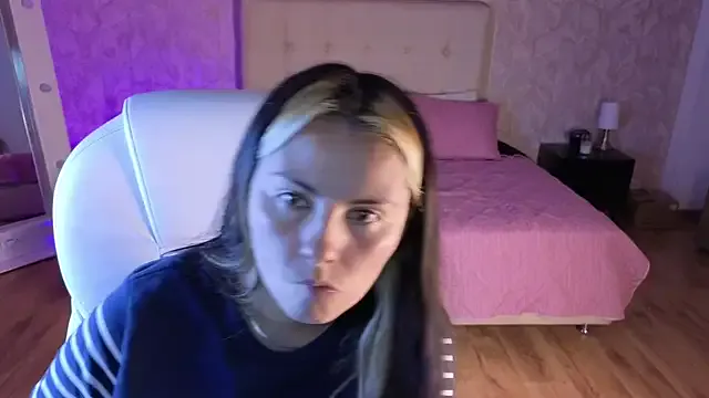 Girls: try live performances with matured performers, from dancing to quirks, in a variety of beautiful sex cams.