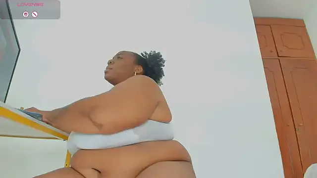 Breisy_bigboobs from StripChat is Freechat