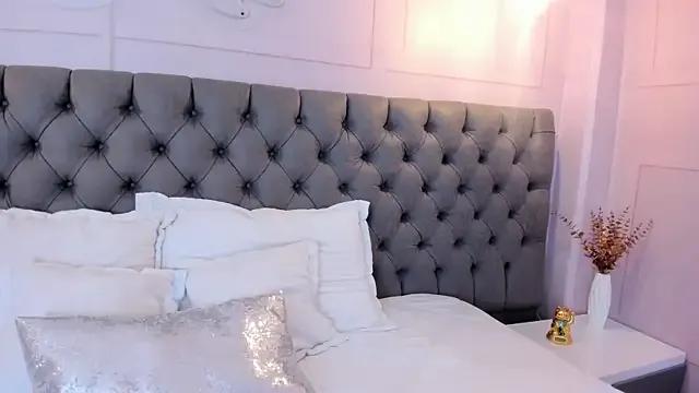 Briana_24 from StripChat is Freechat