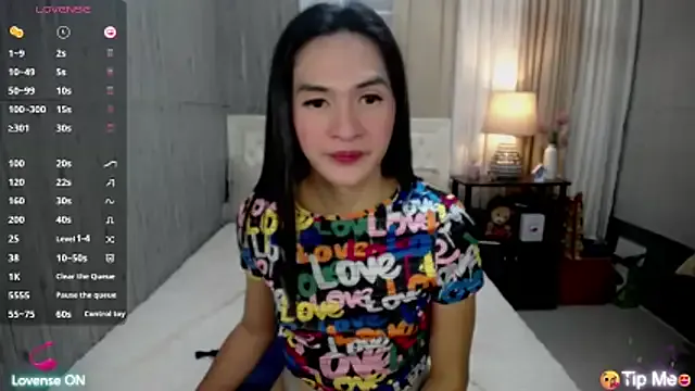 Brianna_Shemale from StripChat is Freechat