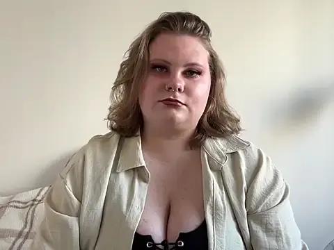BriannaFlirty from StripChat is Freechat