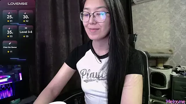 Girls: try live performances with matured performers, from dancing to quirks, in a variety of beautiful sex cams.