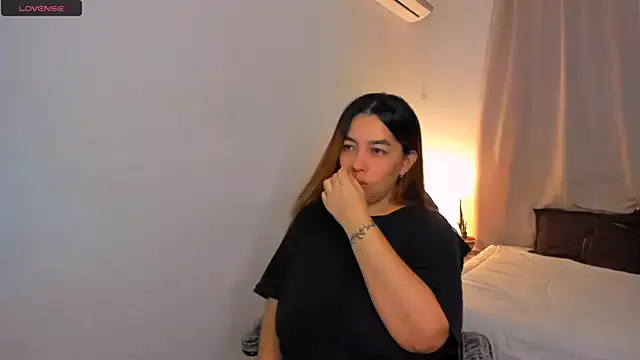 Brithany_olson25 from StripChat