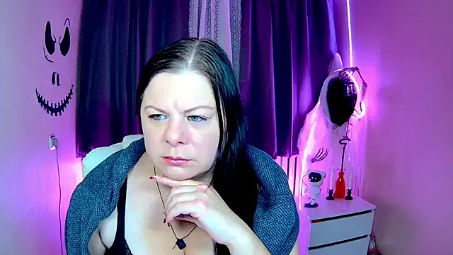 BritneyRaine from StripChat is Freechat