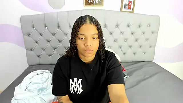 Girls: try live performances with matured performers, from dancing to quirks, in a variety of beautiful sex cams.