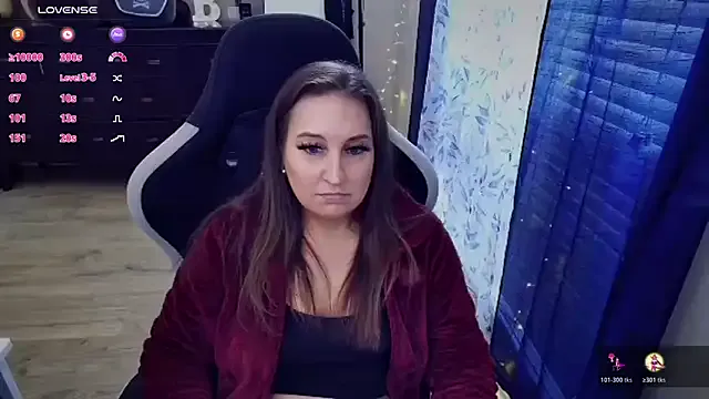 Brooklyn_Bee from StripChat is Freechat