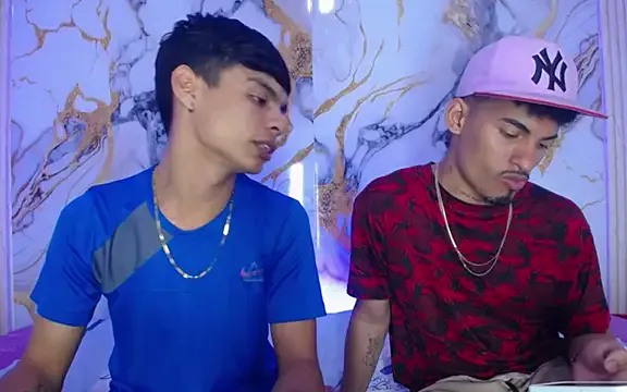 Girls: try live performances with matured performers, from dancing to quirks, in a variety of beautiful sex cams.