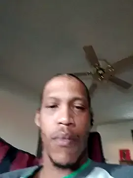 BrownSuga317 from StripChat is Freechat