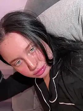 brunetteGirl274 from StripChat is Freechat