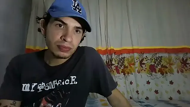 Bruno_Iris_sex from StripChat is Freechat